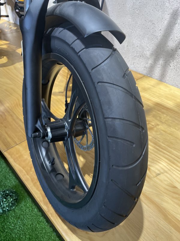 06059babb8331e0635f4cfb301ab175 20x4 1/4 20x3.0 fat bike tire